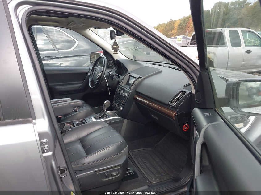 2013 LAND ROVER LR2 · Фото 5