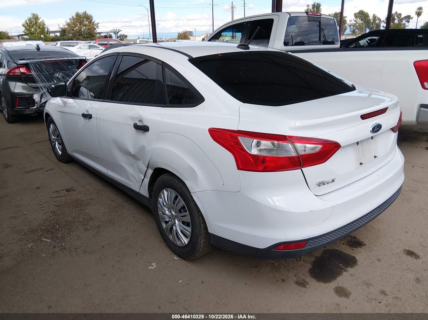 Vin: 1fadp3e22dl145432, lot: 46910687, ford focus s 20133