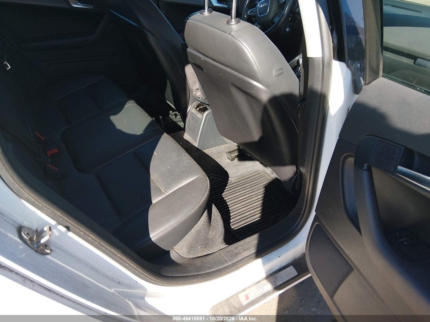 AUDI A3 2012 VIN WAUBFAFM0CA019215