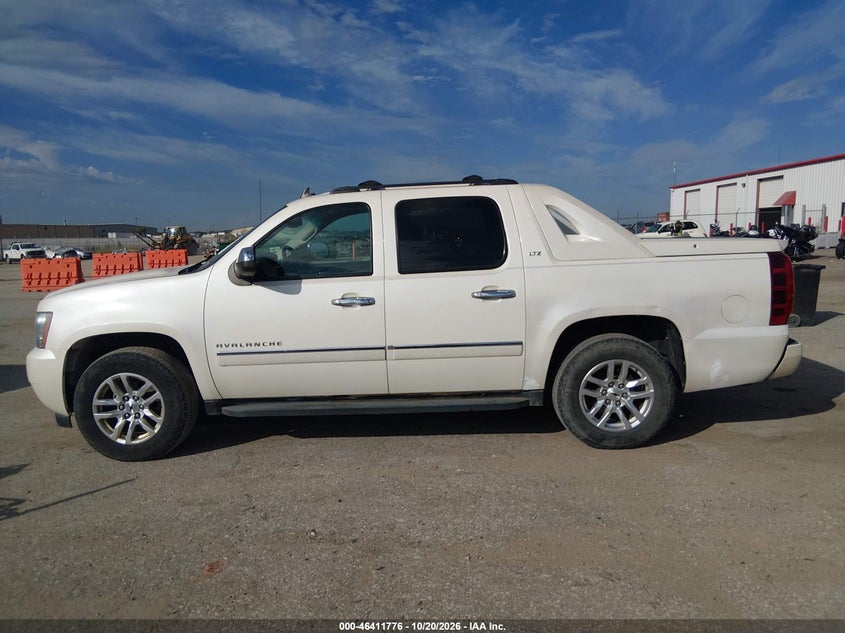 2012 CHEVROLET AVALANCHE 1500 LTZ · Фото 14