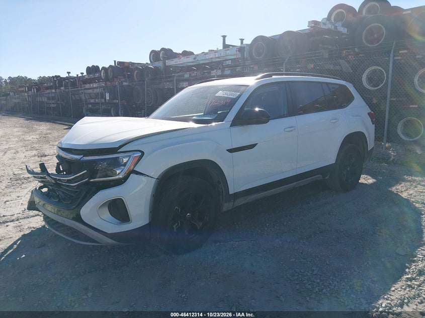 Vin: 1v2cr2ca8rc623105, lot: 46912680, volkswagen atlas 2.0t peak edition se w/technology 20242