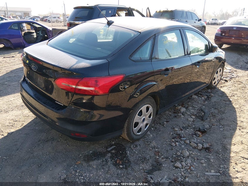 Vin: 1fadp3e23gl237492, lot: 46913009, ford focus s 20164