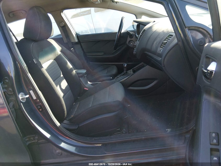 2016 KIA FORTE EX · Фото 5