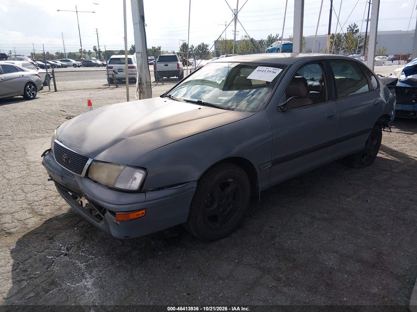 1997 Toyota Avalon Xls, Rear, IAAI, VIN 4T1BF12BXVU194222 — photo 2