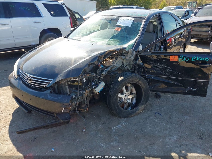 2005 Toyota Camry Xle V6, Left Side, IAAI, VIN 4T1BF32KX5U109875 — photo 2