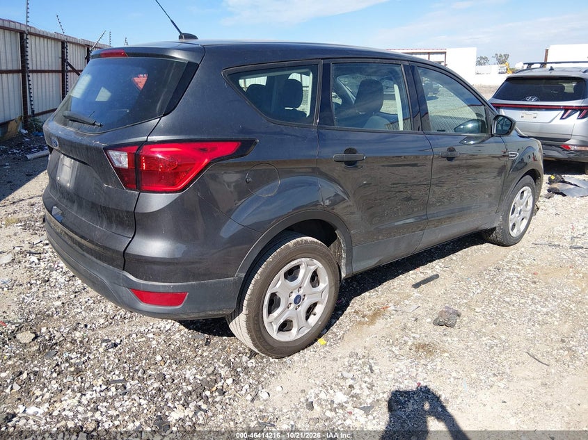 Vin: 1fmcu0f79kua89192, lot: 46914582, ford escape s 20194