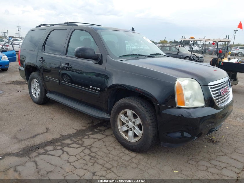 2012 GMC YUKON SLE