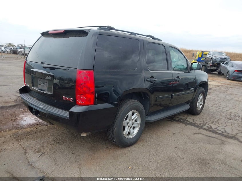 2012 GMC YUKON SLE · Фото 4