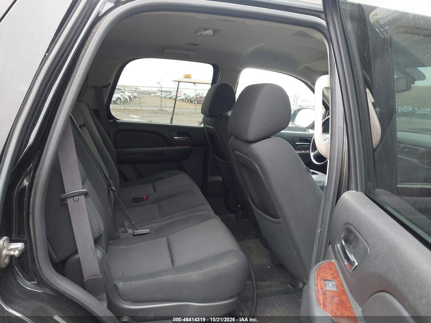 2012 GMC YUKON SLE · Фото 8