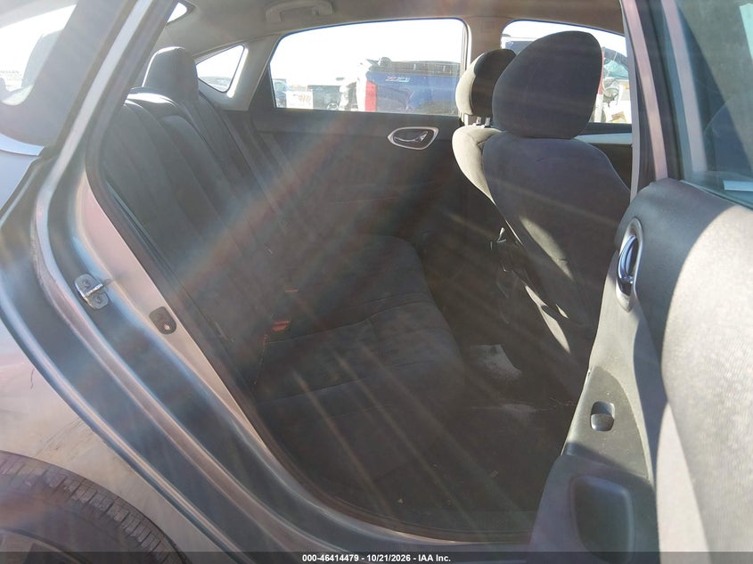 2013 NISSAN SENTRA SV · Фото 8