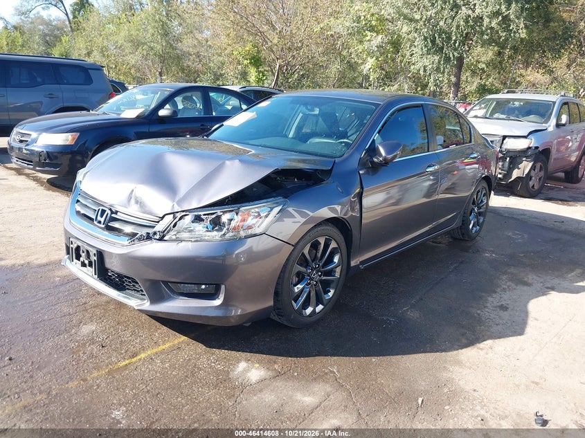 2015 Honda Accord Sport, Front End, IAAI, VIN 1HGCR2F54FA182713 — photo 2