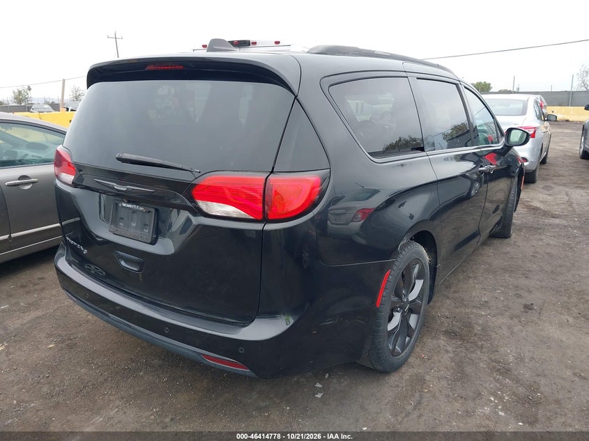 2018 CHRYSLER PACIFICA TOURING PLUS · Фото 4