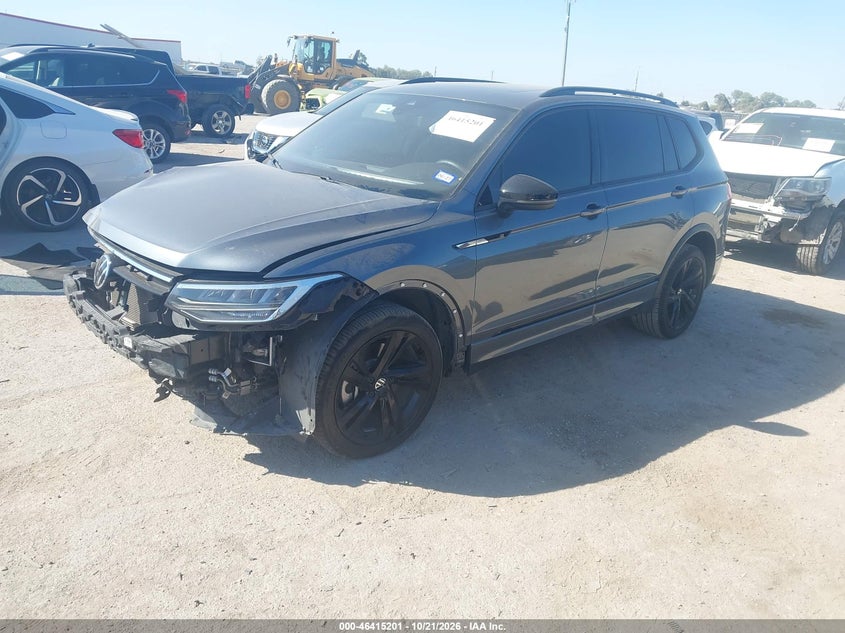 Vin: 3vvcb7ax7pm038684, lot: 46915567, volkswagen tiguan 2.0t se r-line black 20232