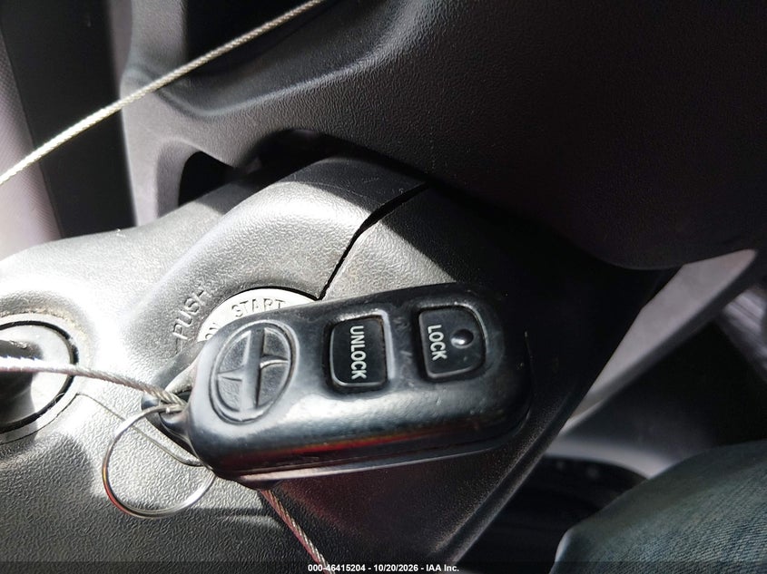 2006 SCION XB · Фото 11