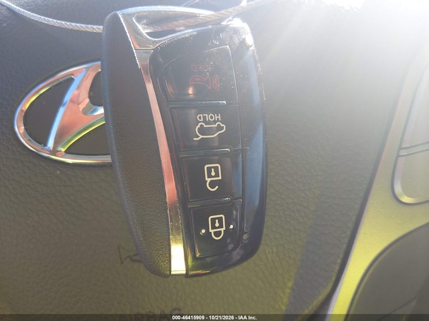 2015 HYUNDAI SANTA FE SPORT 2.4L · Фото 11