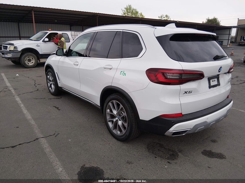 Vin: 5uxcr6c0xn9n41169, lot: 46916847, bmw x5 xdrive40i 20223