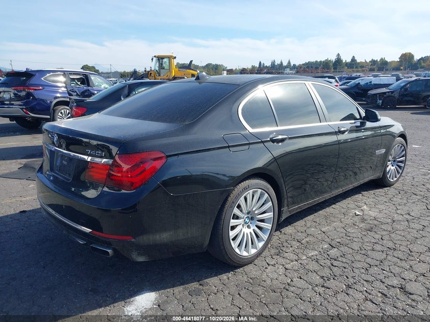 2013 BMW 740I · Фото 4