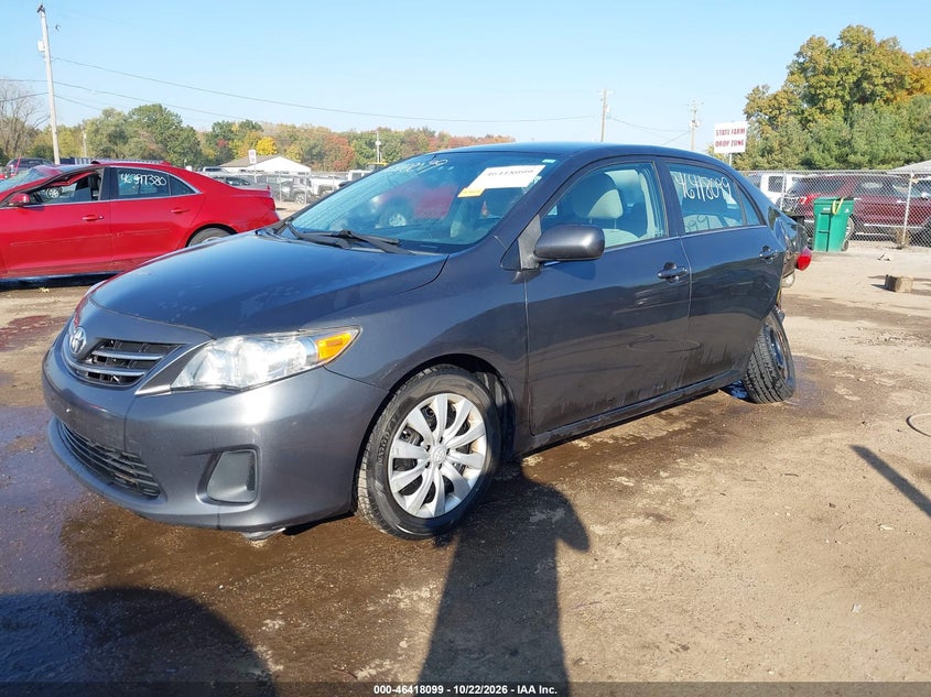 Vin: 2t1bu4ee1dc081062, lot: 46918465, toyota corolla le 20132