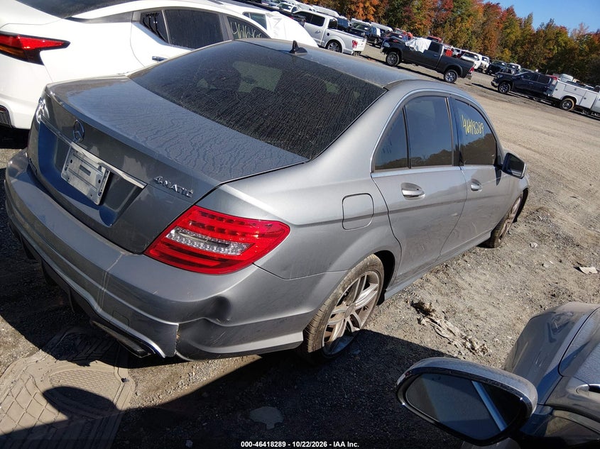 Vin: wddgf8bb3ca600722, lot: 46918655, mercedes-benz c 300 sport 4matic 20124
