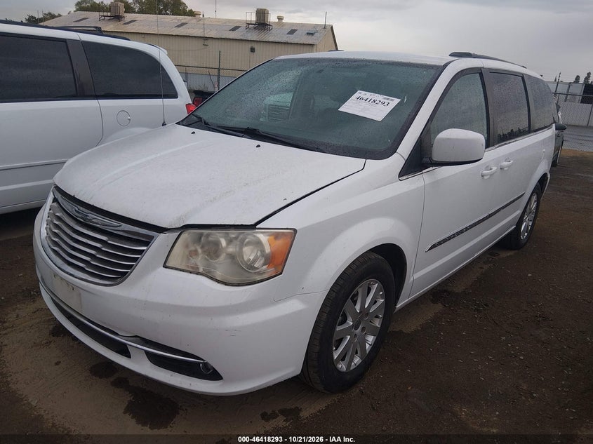 2014 Chrysler Town & Country Touring, Rear, IAAI, VIN 2C4RC1BG9ER160891 — photo 2