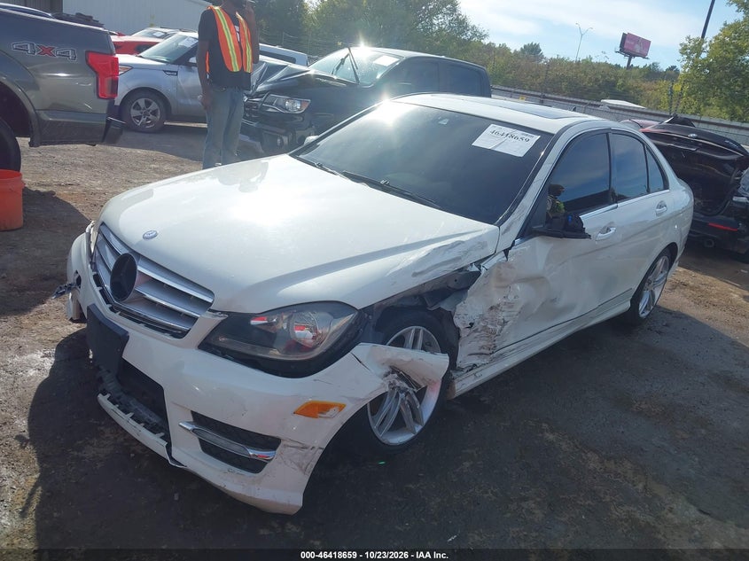 Vin: wddgf8bb3cr230177, lot: 46919025, mercedes-benz c 300 sport 4matic 20122