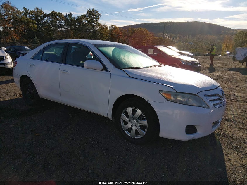 2010 Toyota Camry LE