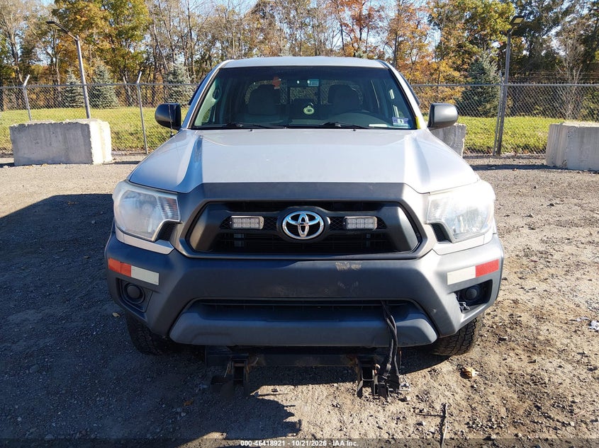 2013 TOYOTA TACOMA BASE V6 · Фото 6