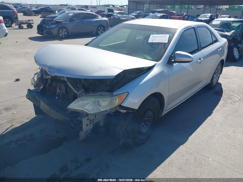 Vin: 4t1bf1fk4eu332900, lot: 46919406, toyota camry le 20142