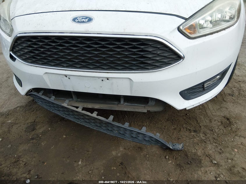 2015 FORD FOCUS SE · Фото 12