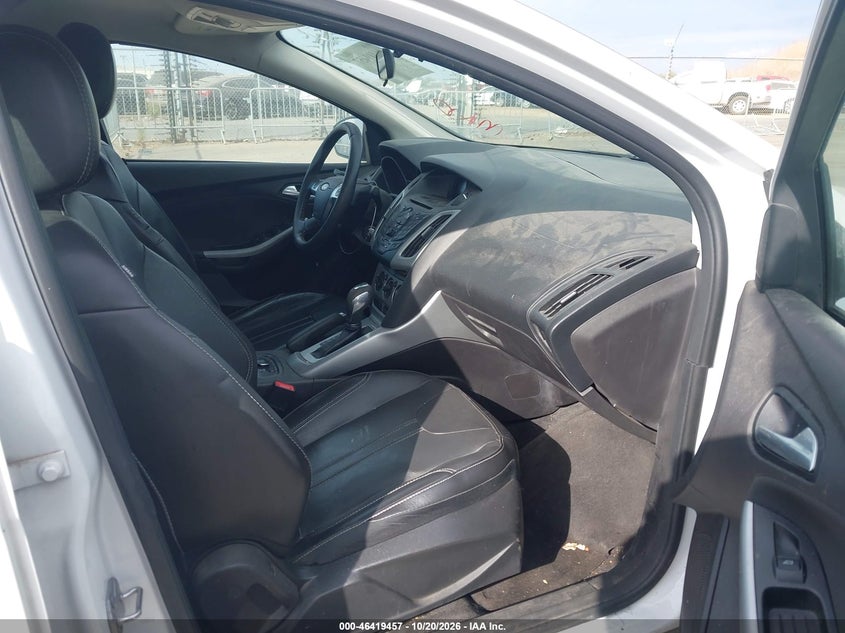 2014 FORD FOCUS SE · Фото 5