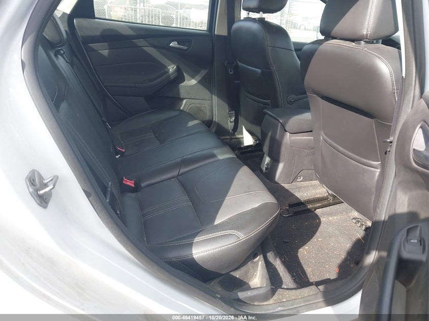 2014 FORD FOCUS SE · Фото 8