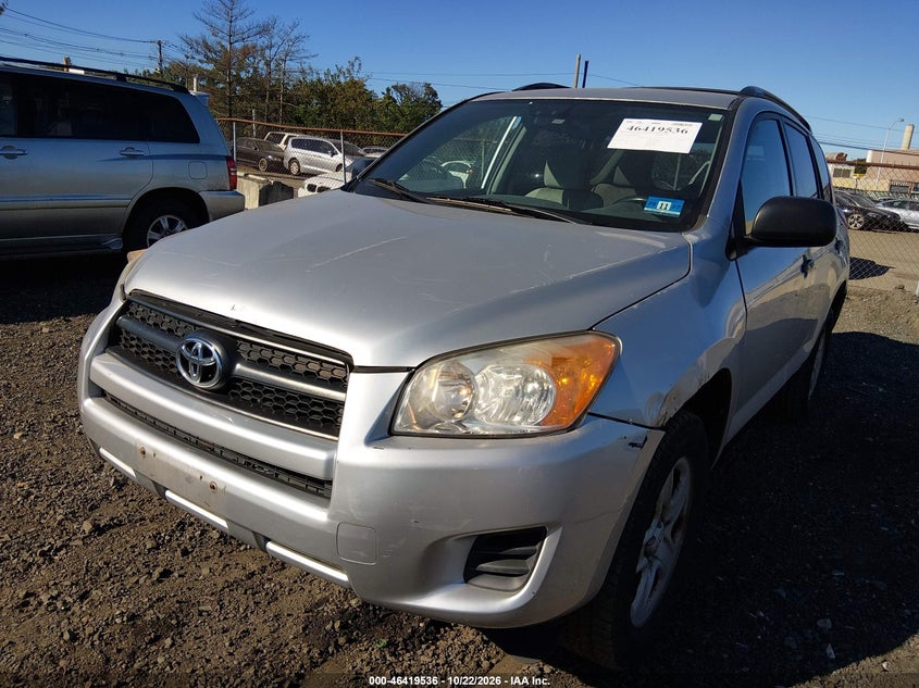 2012 Toyota Rav4, Right Side, IAAI, VIN 2T3BF4DV8CW261106 — photo 2