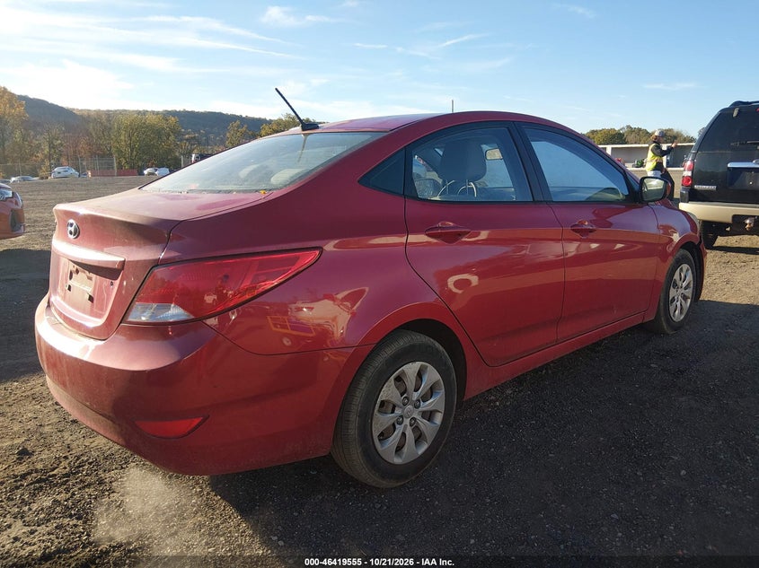2016 HYUNDAI ACCENT SE · Фото 4