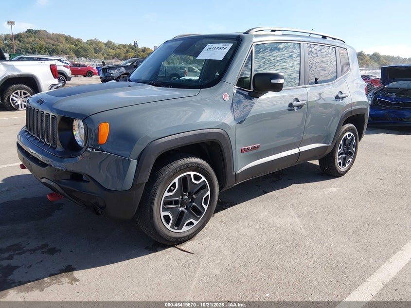 2017 Jeep Renegade Trailhawk 4X4, Удар спереди, IAAI, VIN ZACCJBCB2HPE56493 — фото 2