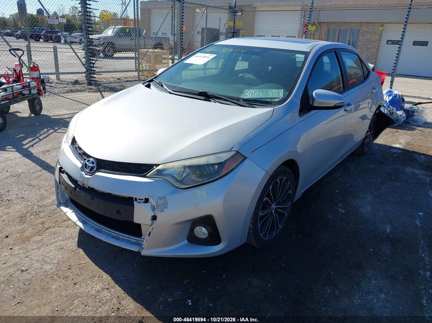 2015 Toyota Corolla S Plus, Перёд и зад, IAAI, VIN 2T1BURHE8FC254846 — фото 2