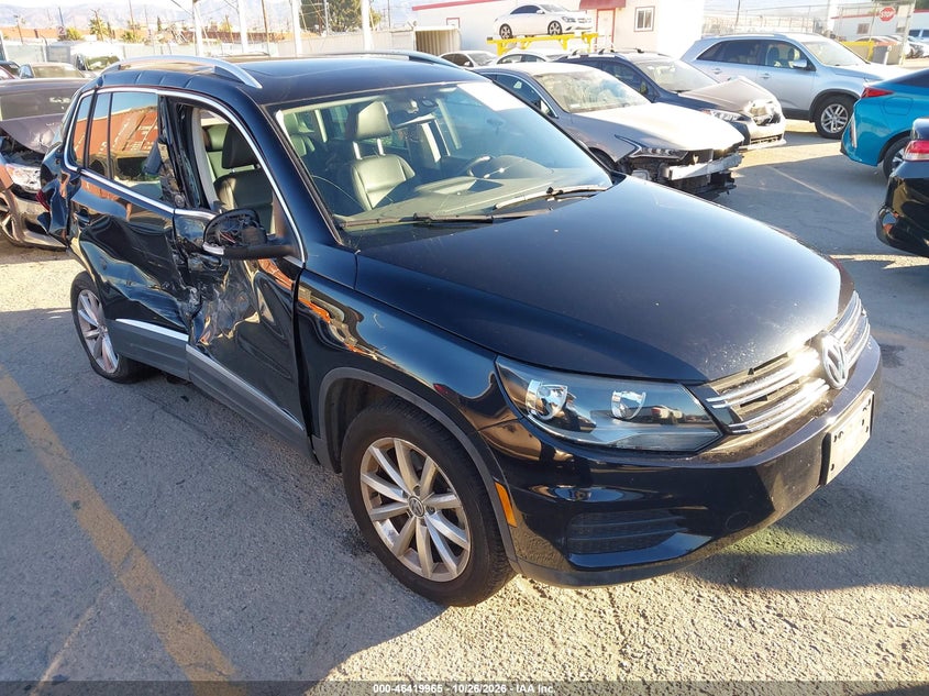 Vin: wvgrv7ax8hk017217, lot: 46920331, volkswagen tiguan 2.0t wolfsburg edition 2017 img_1
