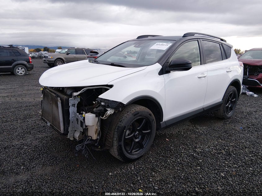 Vin: jtmbfrev9jj722949, lot: 46920499, toyota rav4 le 20182