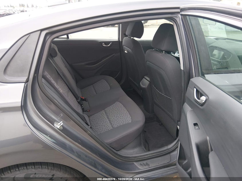 Hyundai Ioniq Hybrid - фото 8