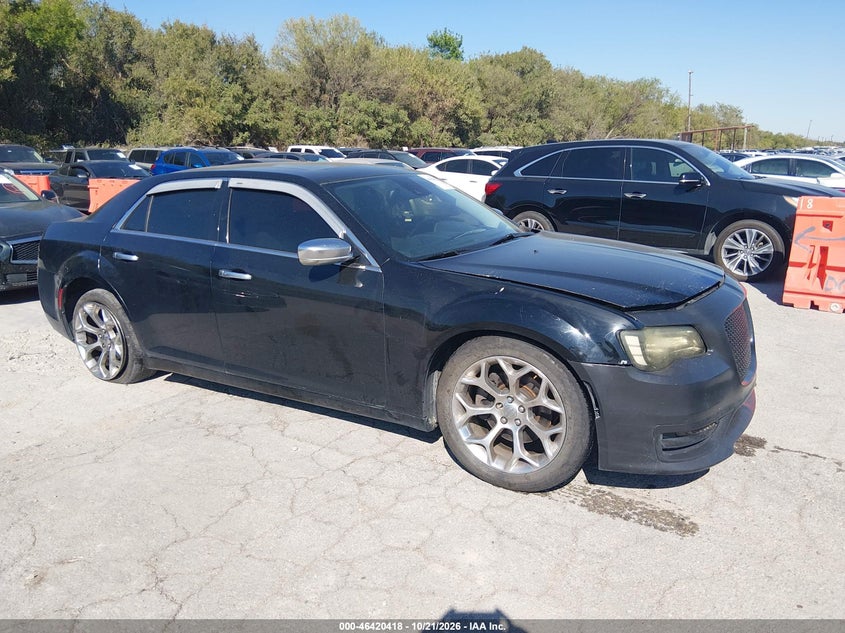 2016 CHRYSLER 300 C PLATINUM · Фото 13
