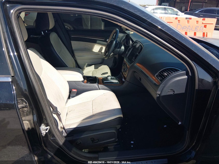 2016 CHRYSLER 300 C PLATINUM · Фото 5