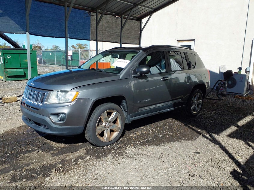 2013 Jeep Compass Limited, Right Front, IAAI, VIN 1C4NJDCB2DD140346 — photo 2