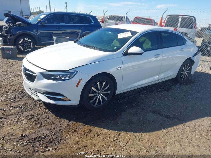 2019 Buick Regal Sportback Fwd Preferred, Rear, IAAI, VIN W04GL6SX6K1044496 — photo 2