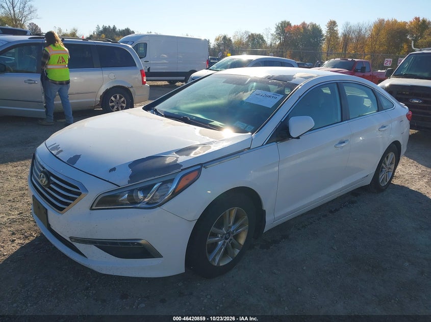 2015 HYUNDAI SONATA SE · Фото 2
