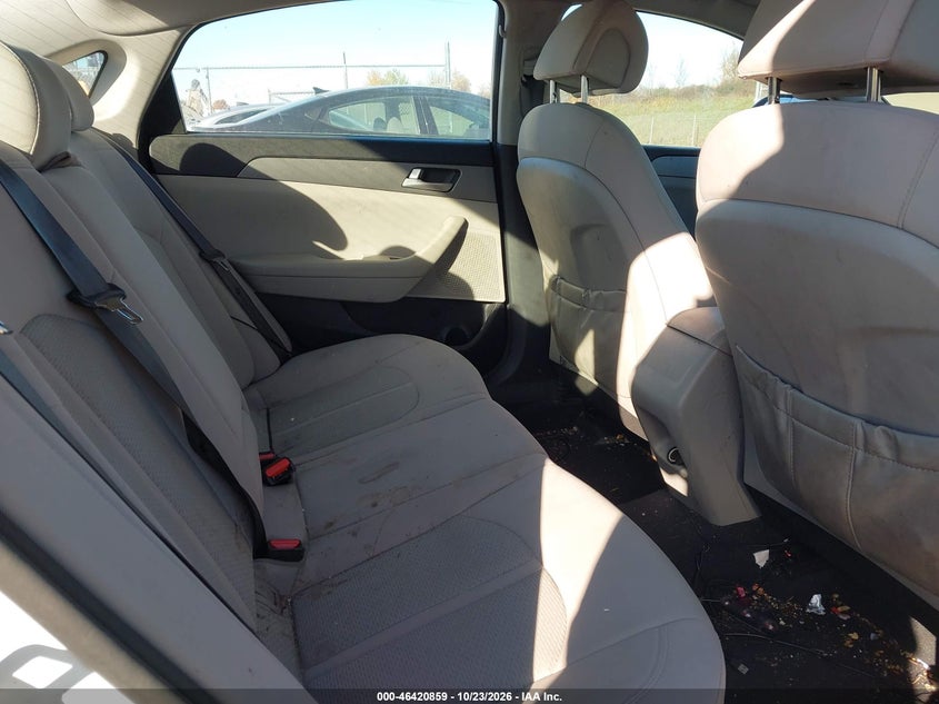 2015 HYUNDAI SONATA SE · Фото 8