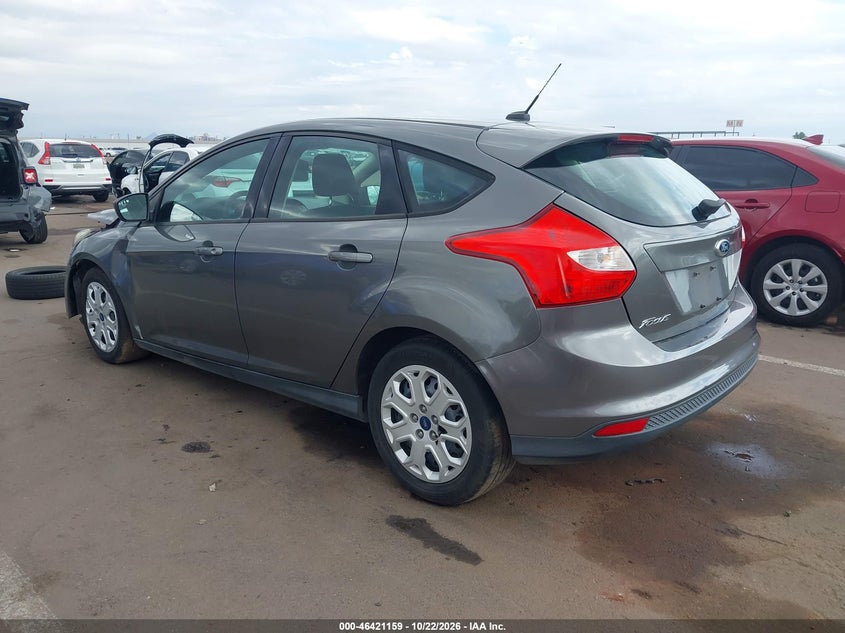 Vin: 1fahp3k21cl319236, lot: 46921525, ford focus se 20123
