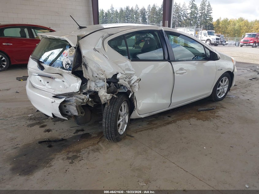 Vin: jtdkdtb33d1035735, lot: 46921996, toyota prius c four 20134