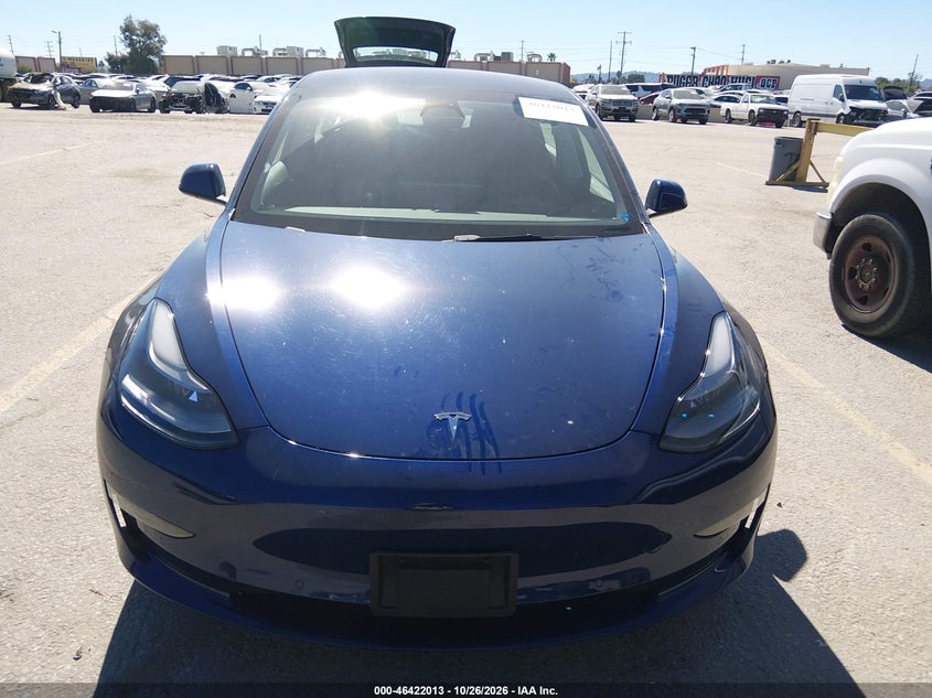 TESLA MODEL 3 - zdjęcie 13