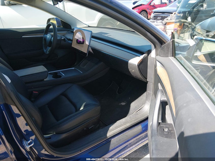 TESLA MODEL 3 - zdjęcie 5