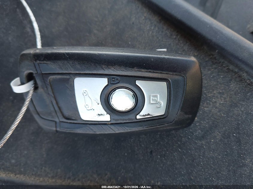 2015 BMW 328I XDRIVE · Фото 11