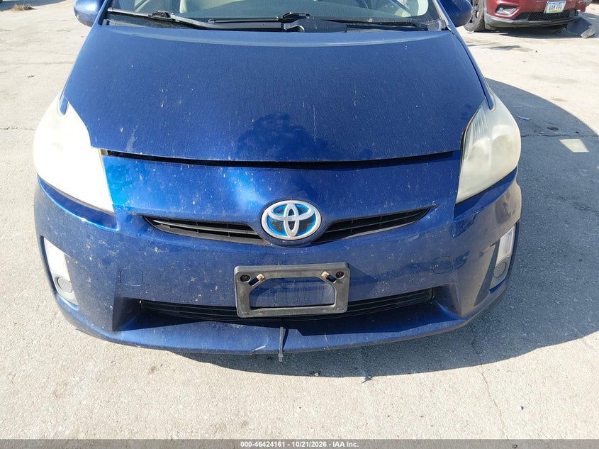 2011 TOYOTA PRIUS · Фото 6